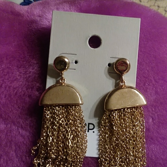 💢FINAL SALE💢NEW 5" long earrings - Picture 4 of 5